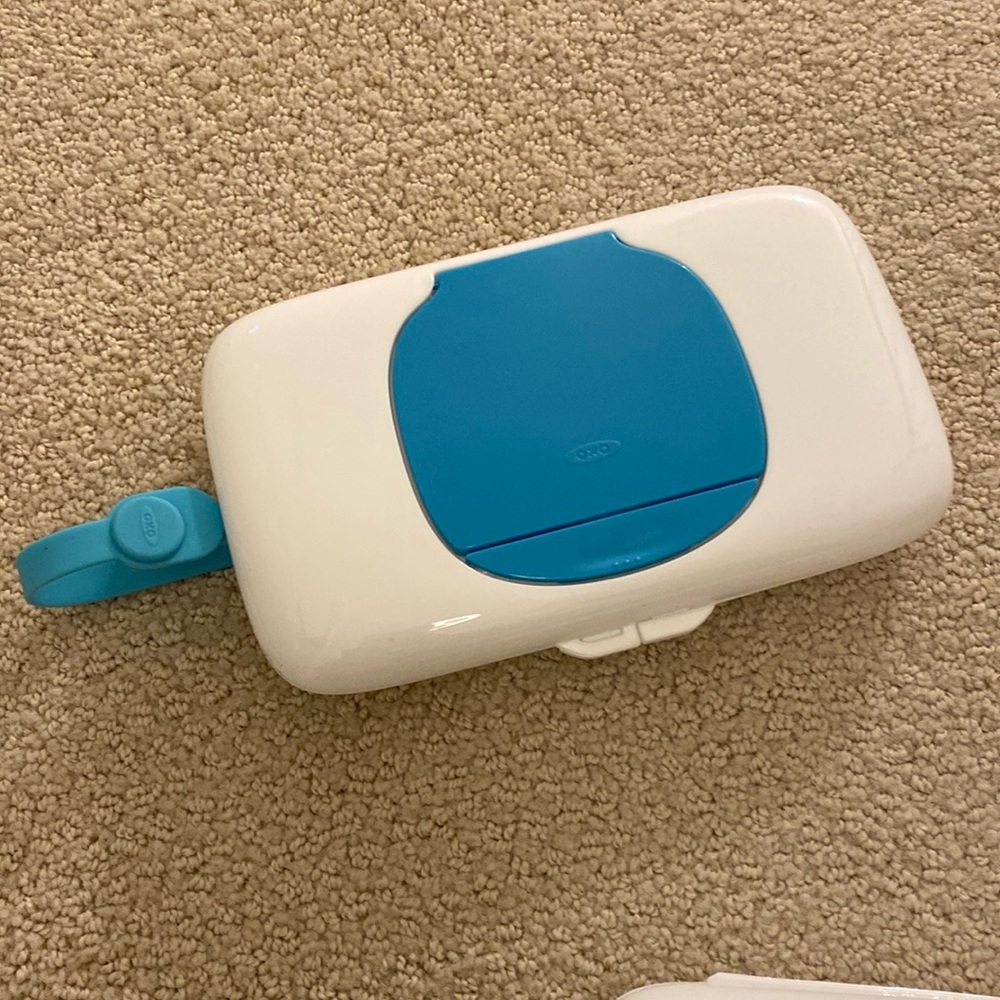 OXO Tot On-the-Go Turquoise Wipes Dispenser